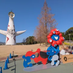 ミャクミャクモニュメント「いらっしゃい」